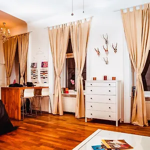 https://wohnen-im-herzen-von-wien-apartment.vienna-besthotels.com